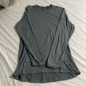 Nike Men’s Basketball Long Sleeve Tee